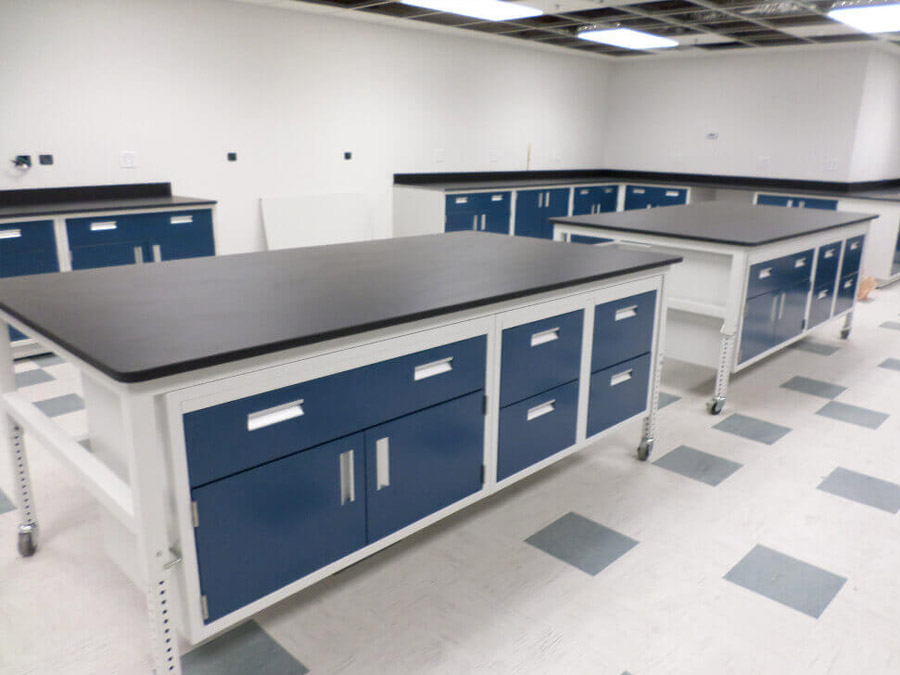 Laboratory Island Tables in Bangalore