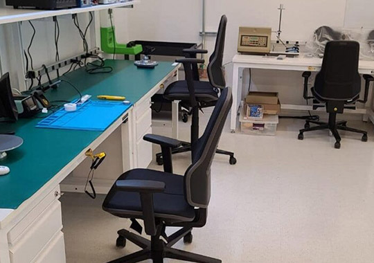 Best ESD Table Manufacturer Bangalore
